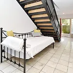 Moa Place - Christchurch Holiday Homes